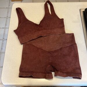 Workout set, buttlifter shorts/ matching padded bra XL